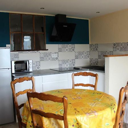 Location Vacances 5 Place Des Moulieres Сен-Жульєн-дю-Вердон Екстер'єр фото