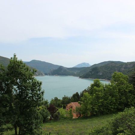 Location Vacances 5 Place Des Moulieres Сен-Жульєн-дю-Вердон Екстер'єр фото