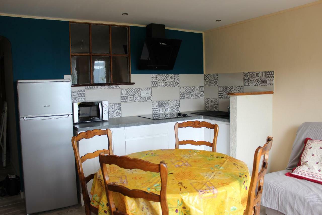 Location Vacances 5 Place Des Moulieres Сен-Жульєн-дю-Вердон Екстер'єр фото