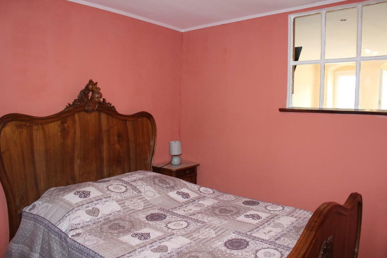 Location Vacances 5 Place Des Moulieres Сен-Жульєн-дю-Вердон Екстер'єр фото